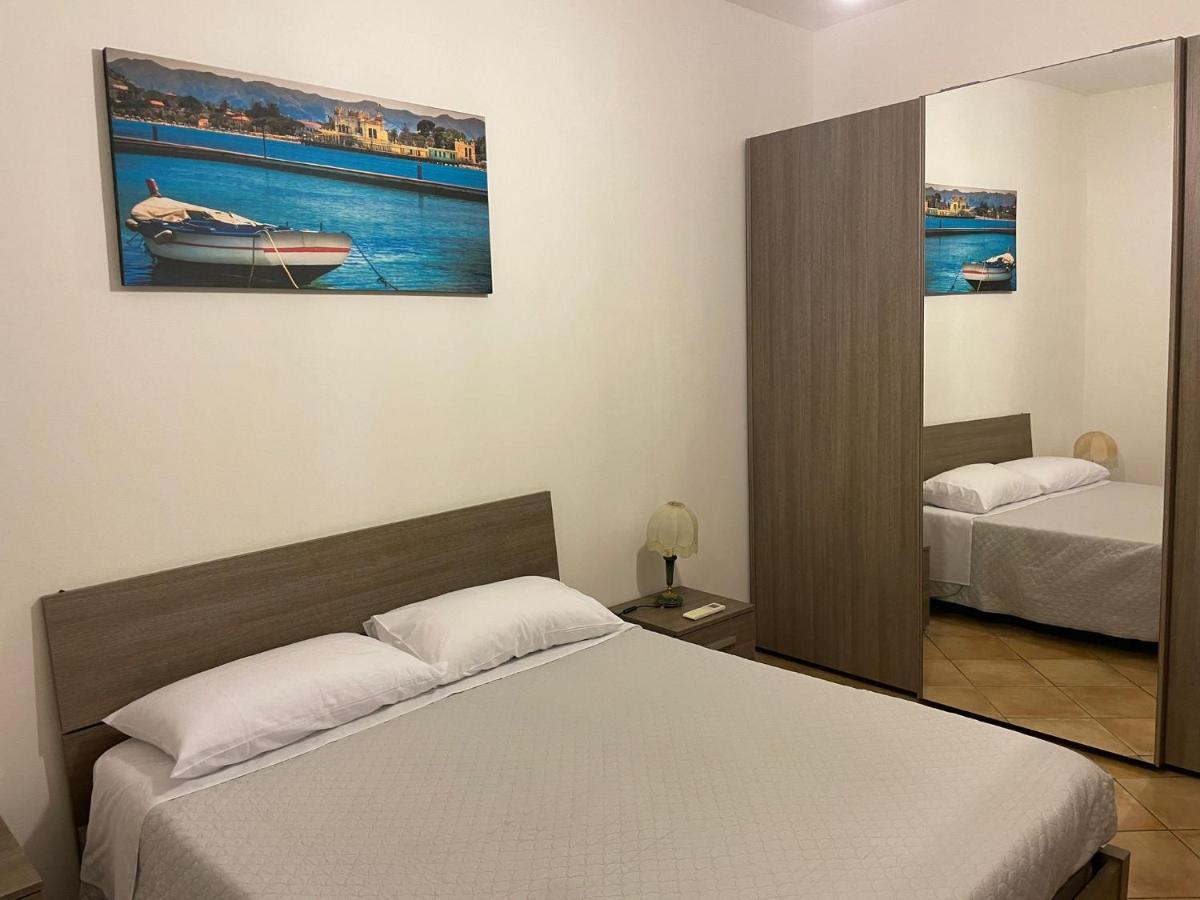Mondello Stesicoro Apartment Palermo Eksteriør billede