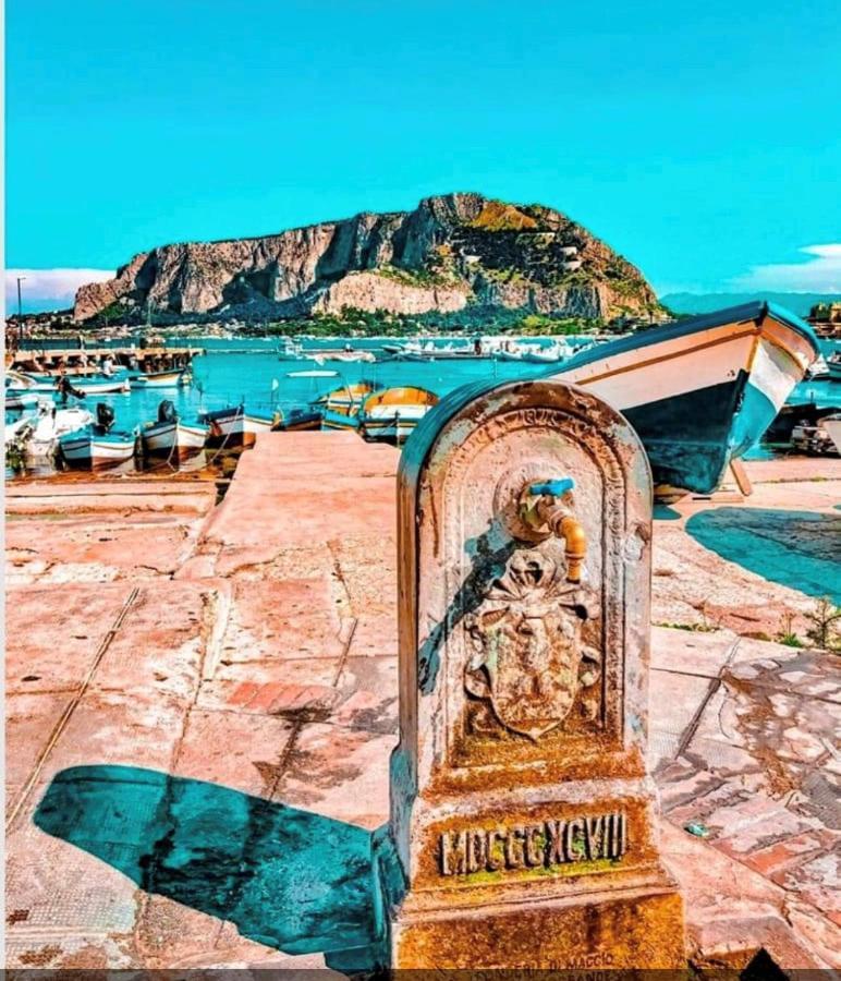 Mondello Stesicoro Apartment Palermo Eksteriør billede